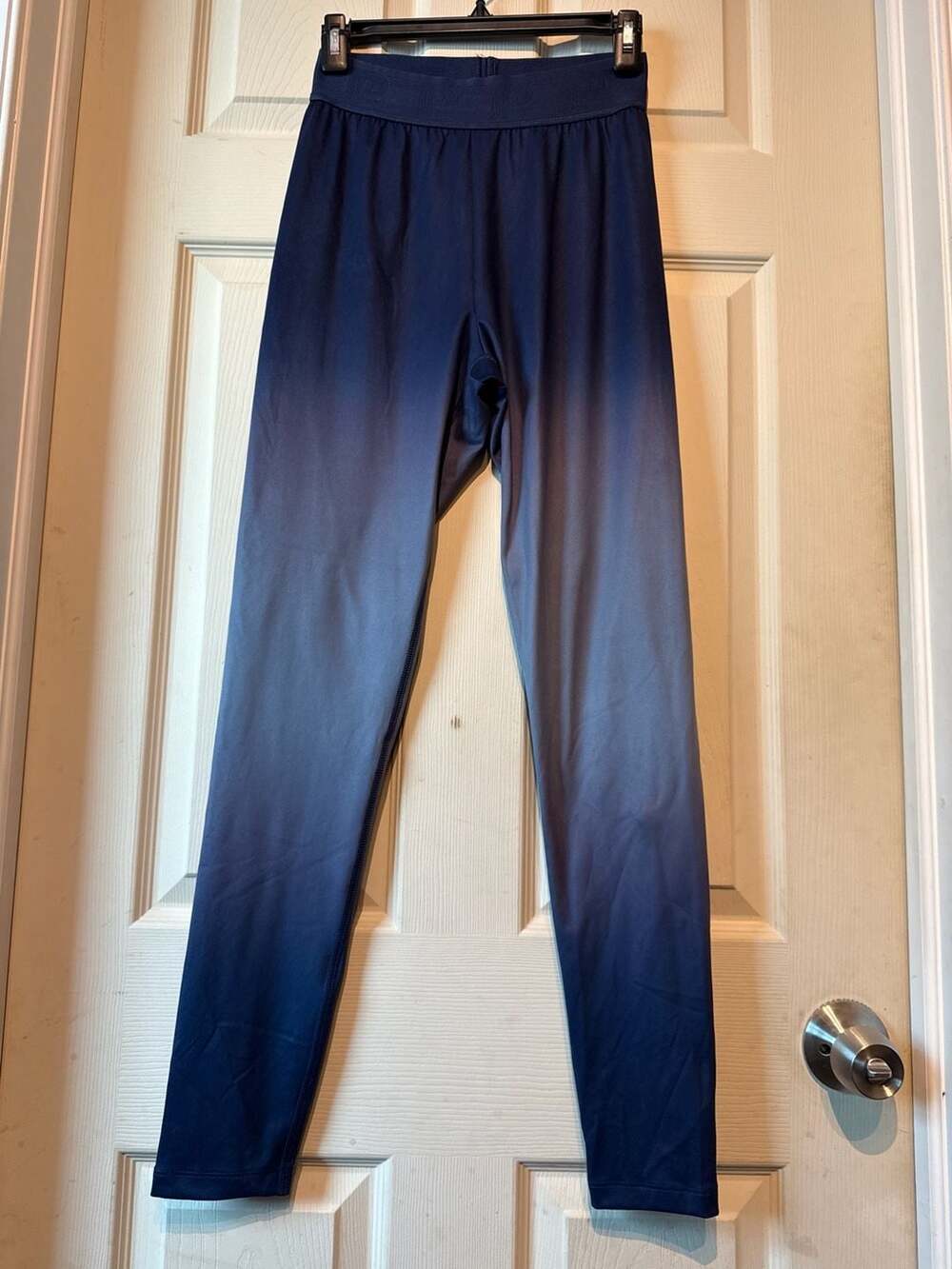 Pink Victoria's Secret Ultimate Ombre Leggings Size M Blue